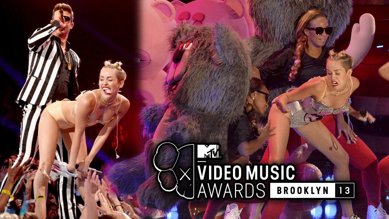 ayodele abiodun recommends Miley Cyrus Nude On Stage