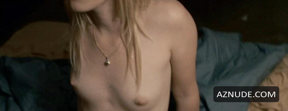 emily browning breasts