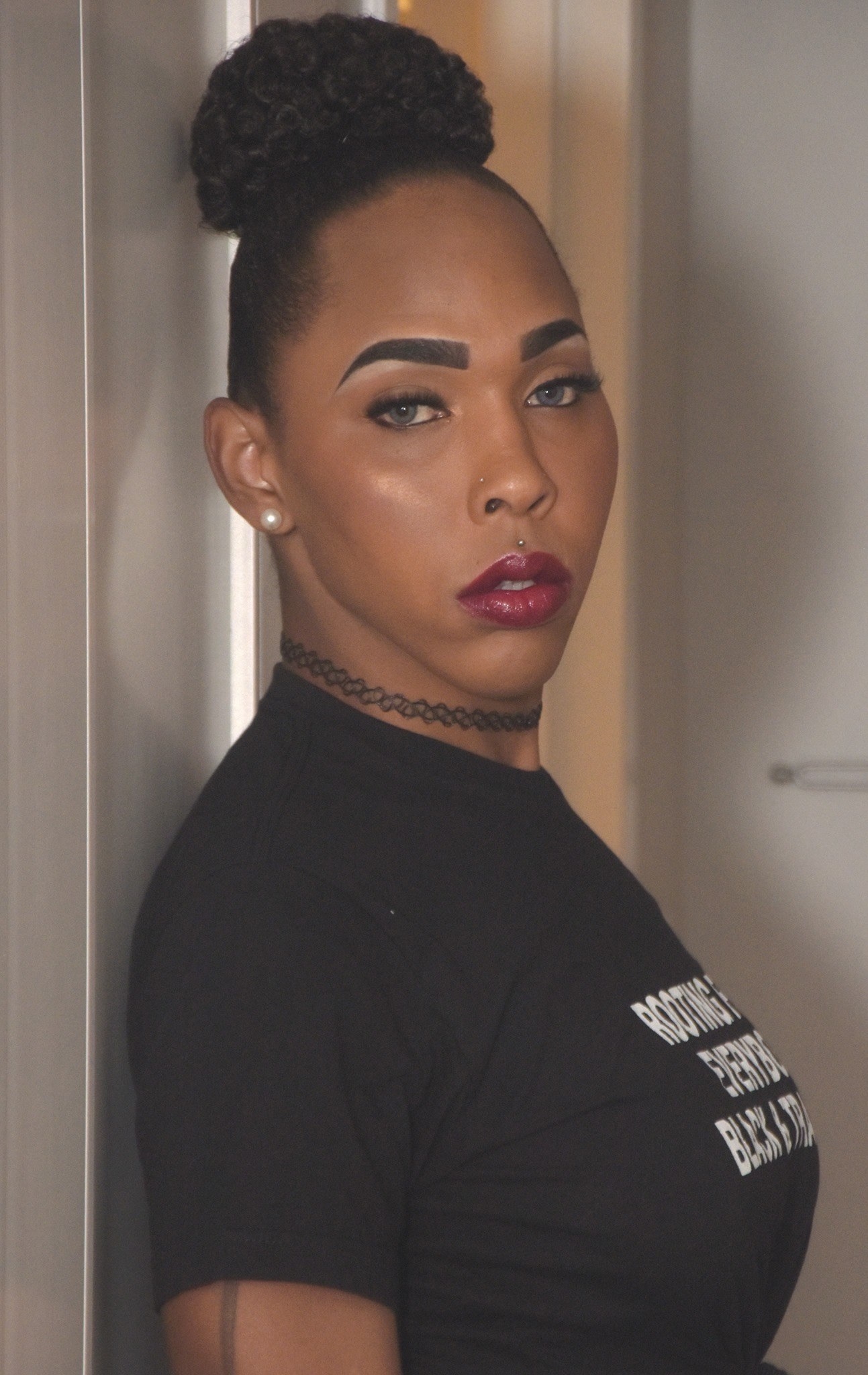 tranny gets handjob - haley reed true anal femdom bd