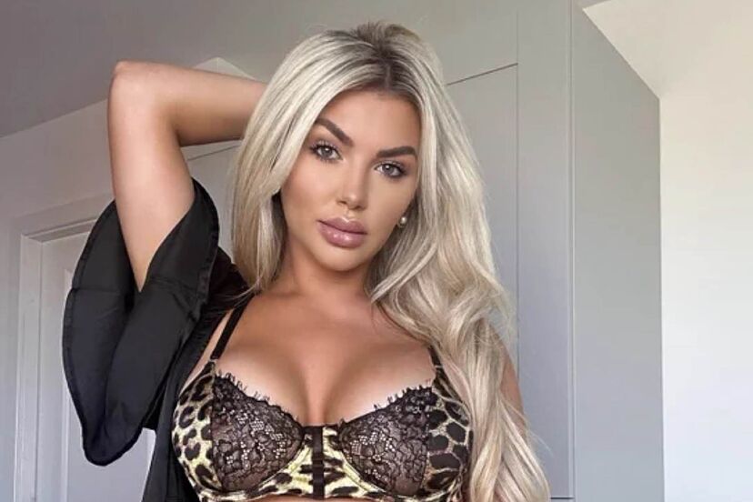 angela bai like morgan holly moore onlyfans photo ashwin kathare recommends morgan holly moore onlyfans pic