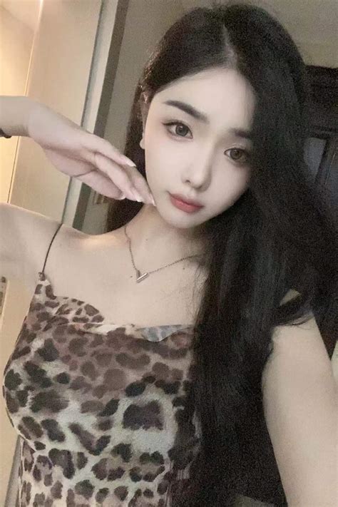 mom and virgin son chimwemwe phiri recommends seattle male escorts pic