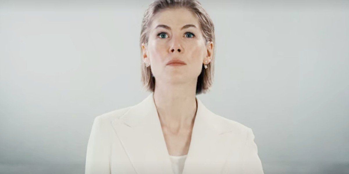 dakota abernathy recommends rosamund pike boobies pic