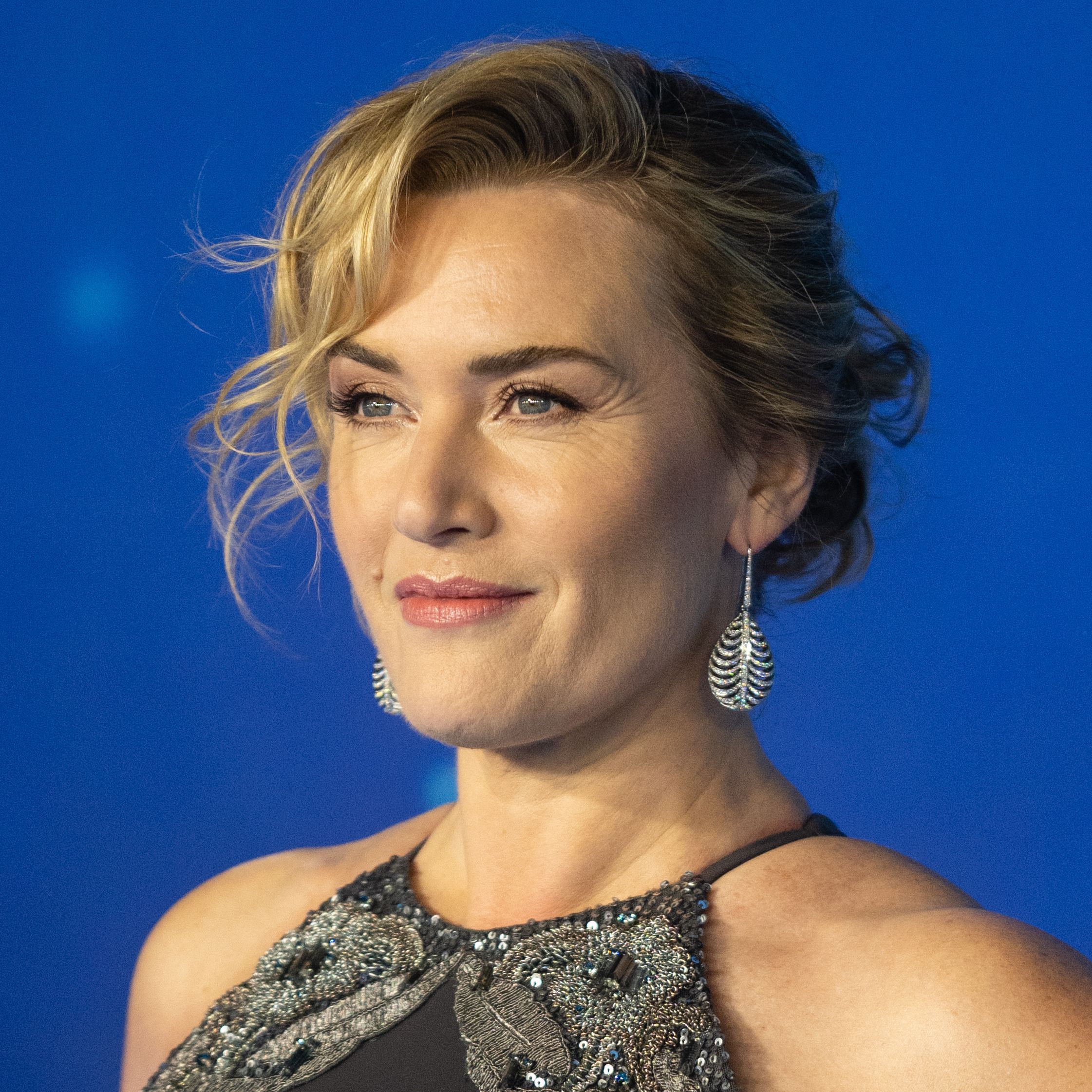japan electro bdsm clive poyser recommends Kate Winslet Hottest