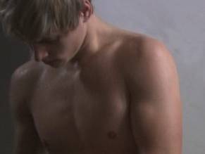 amour permanent porn alan bick recommends skins nude scenes pic