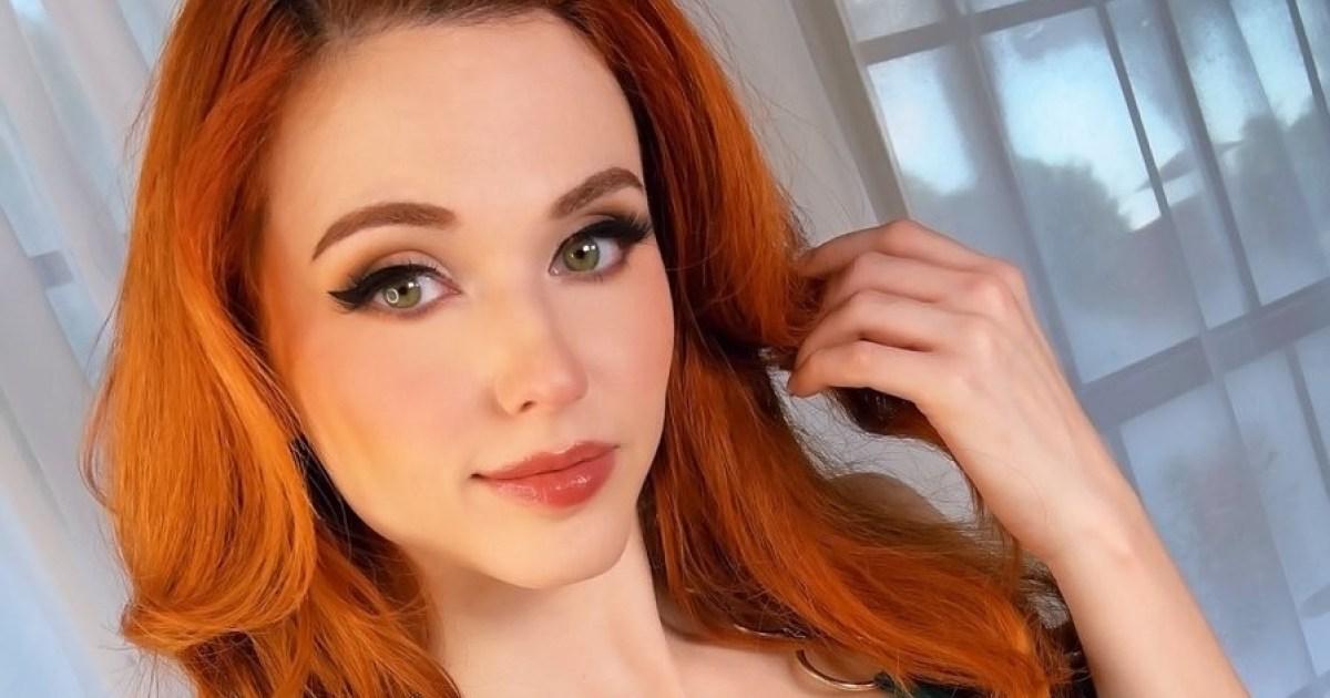 slutwife nicole brianna gillis recommends Amouranth Onlyfan