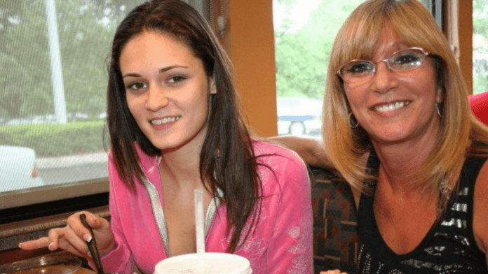 farang ding dong bra austin slone recommends real mom and daughter porn pic