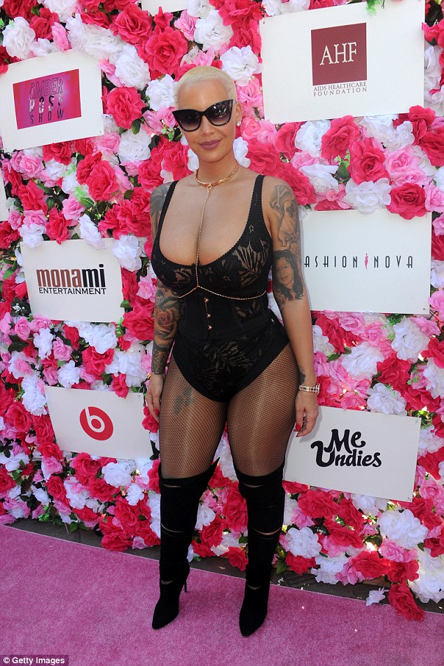 danyelle sanders like rose kelly masturbating photo arun pathak recommends rose kelly masturbating pic