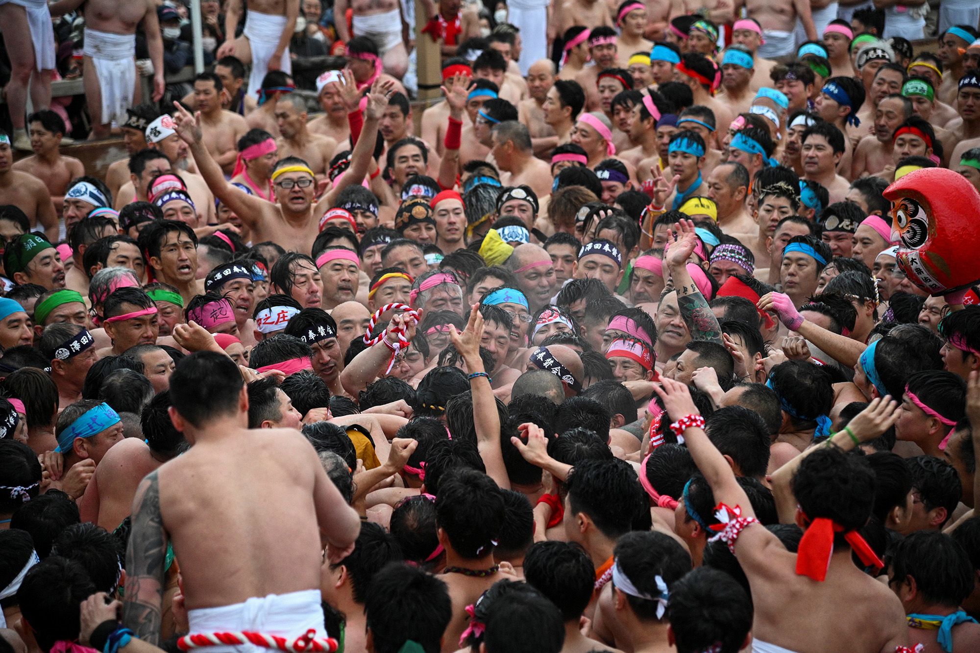 claudio baez like naked in public japan photo darin tanaka recommends naked in public japan pic