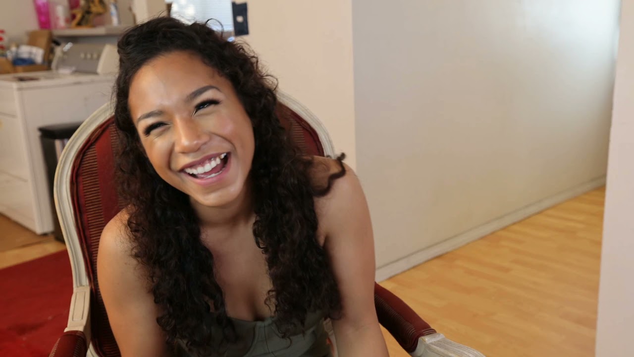 kitt lacey porn - cute babe strip taylor vixan