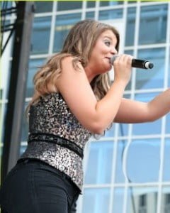 Niyahrenee leaked off personals Lauren Alaina Ass heels cock