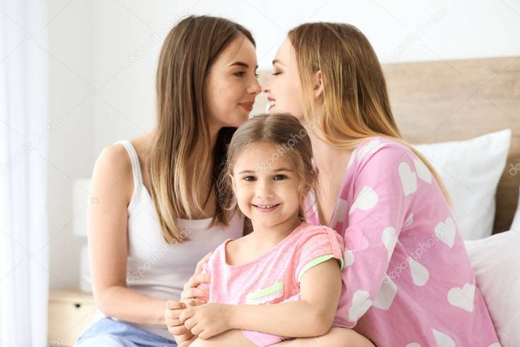 lesbian seduces friends mom - olivia holt nude skylar vox bounce