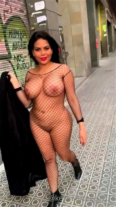public flashing porn videos